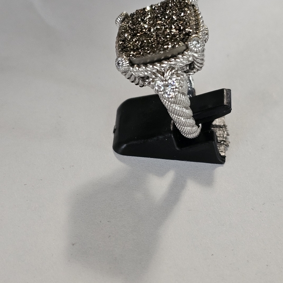 Genuine Judith Ripka Druzy Quartz Ring in Sterling Silver Size 7! - Picture 5 of 7